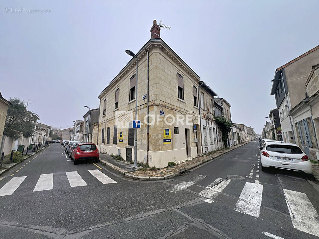 Appartement à BORDEAUX
