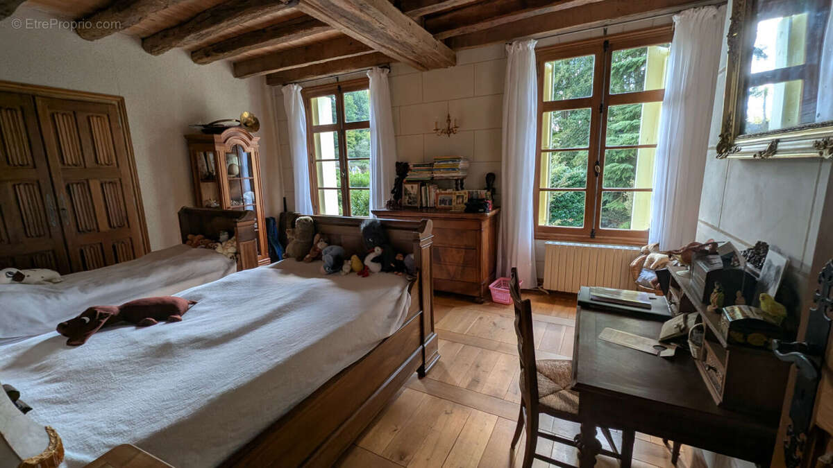 Maison à MONTRICHARD