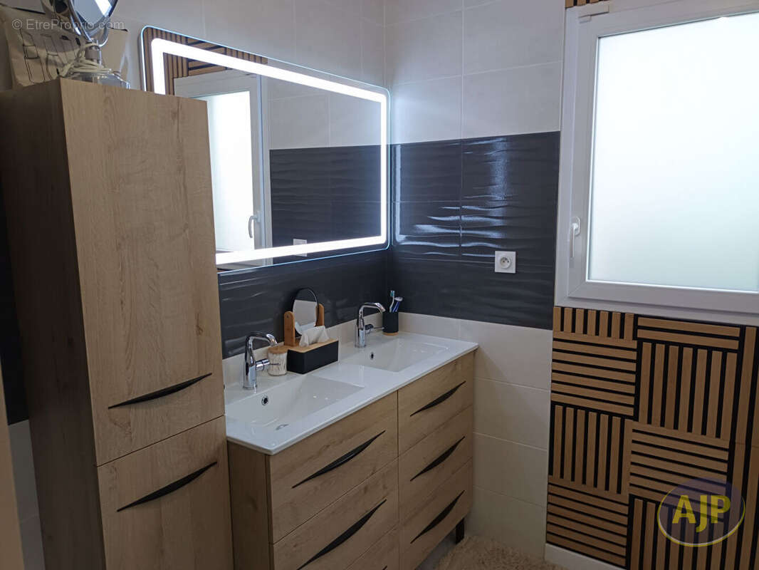 Maison à QUESTEMBERT