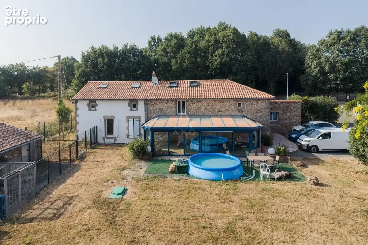 Grande maison et dépendances - photo 2