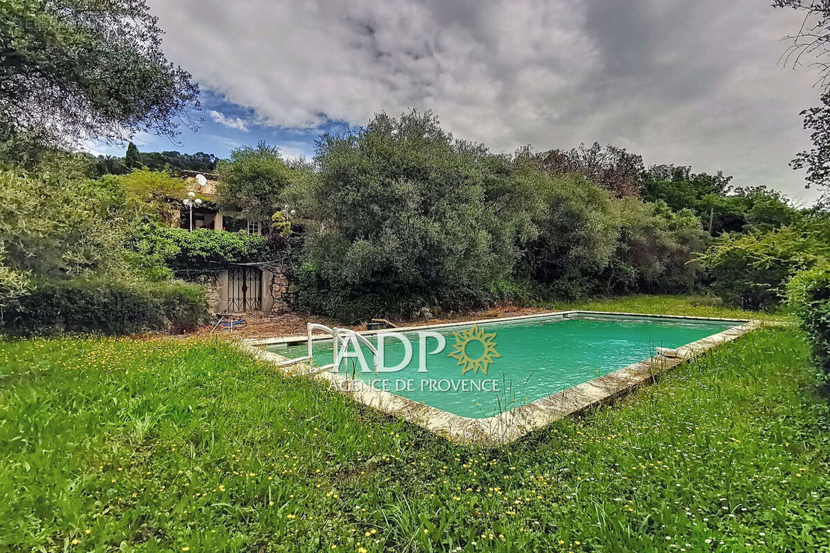 Maison à PEYMEINADE