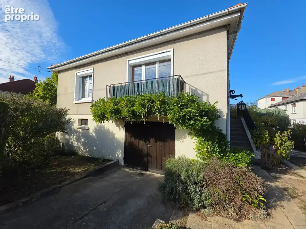 Maison à VARENNES-VAUZELLES