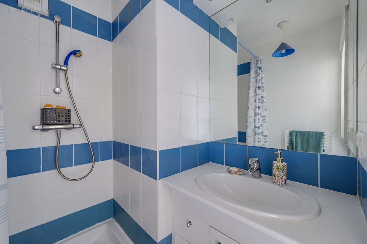 Appartement à PARIS-12E