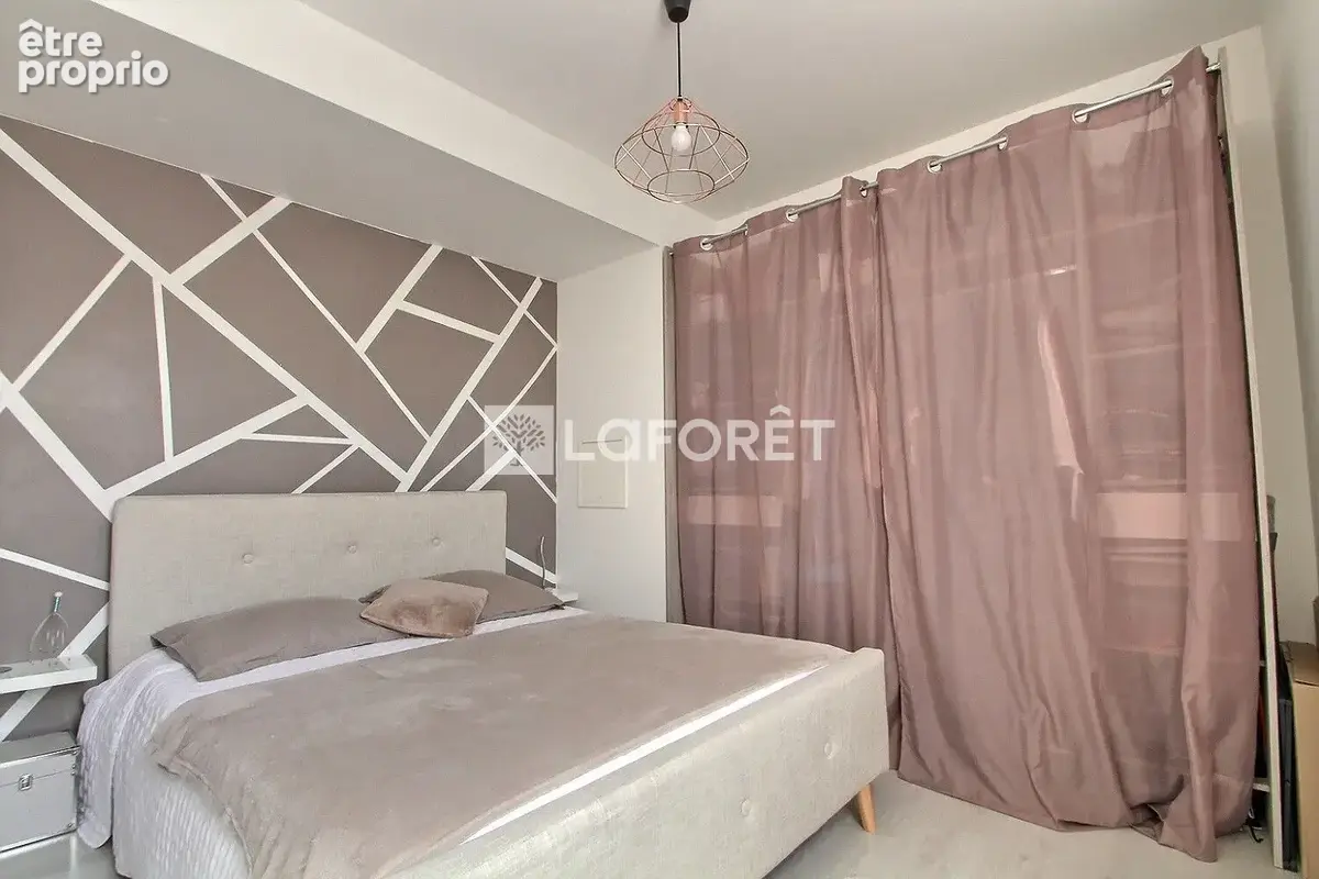 Duplex 85 m² - Terrasse sans vis-à-vis - Parking - photo 9