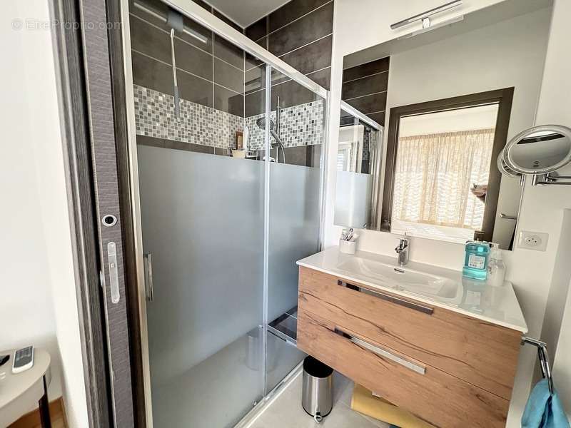 Appartement à REIGNIER