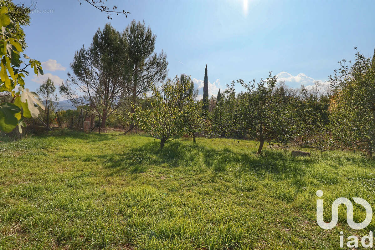 Photo 2 - Maison à POURRIERES