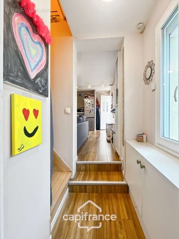 Appartement à PONTAULT-COMBAULT