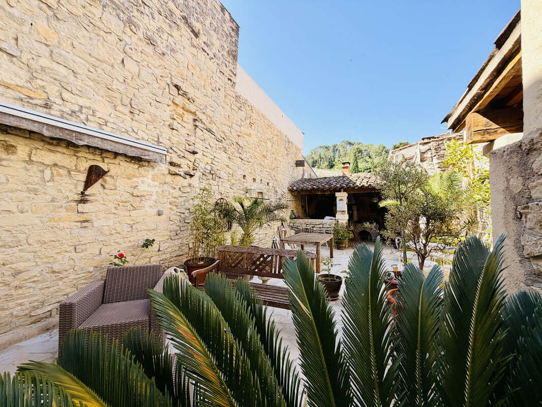 Maison à CALVISSON