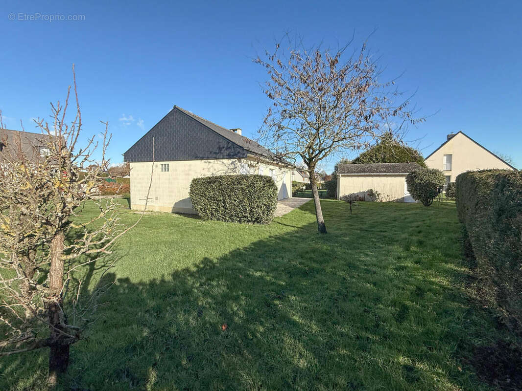 ROLLAND 1 - Maison à LA CHAPELLE-THOUARAULT