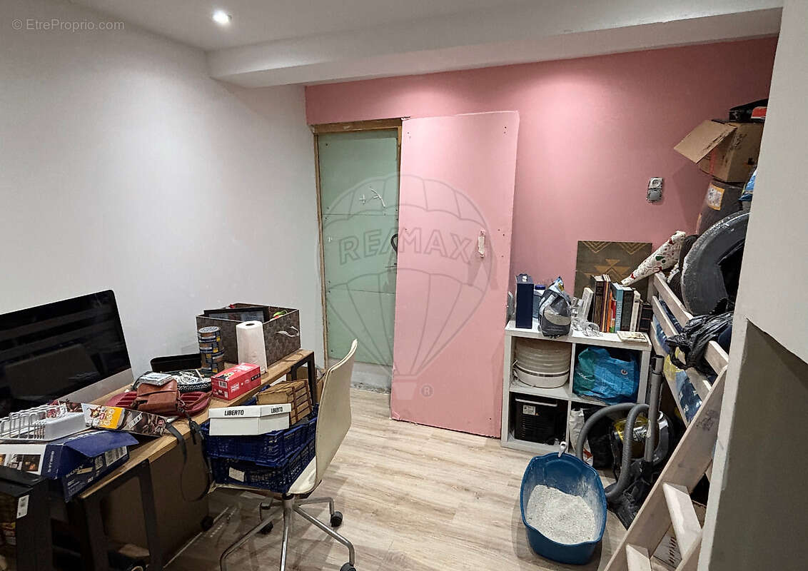 Appartement à MORILLON