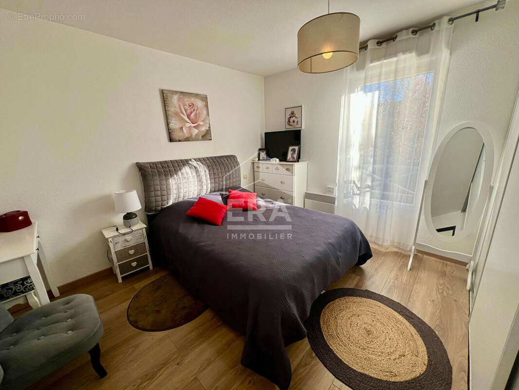 Appartement à AUREILHAN