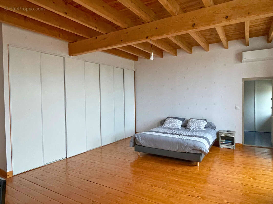 Maison à COURBILLAC