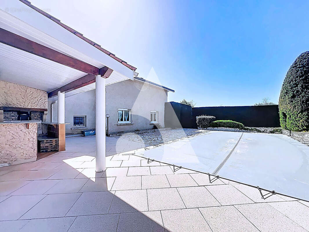 Maison Poncins 5 pièce(s) 145 m2 - photo 16