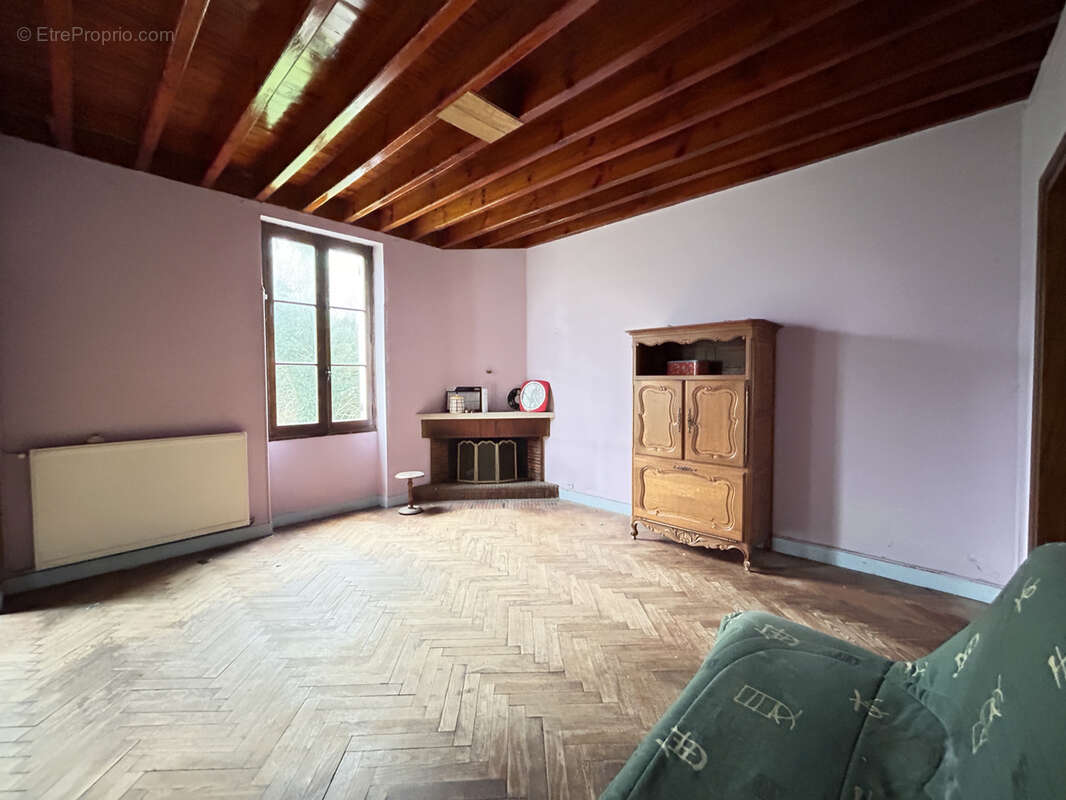 Maison à BELIN-BELIET