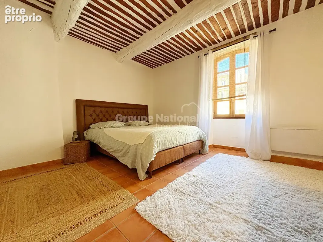 Maison de ville - 161 m²  - Coeur du village d'Eyguières - photo 6