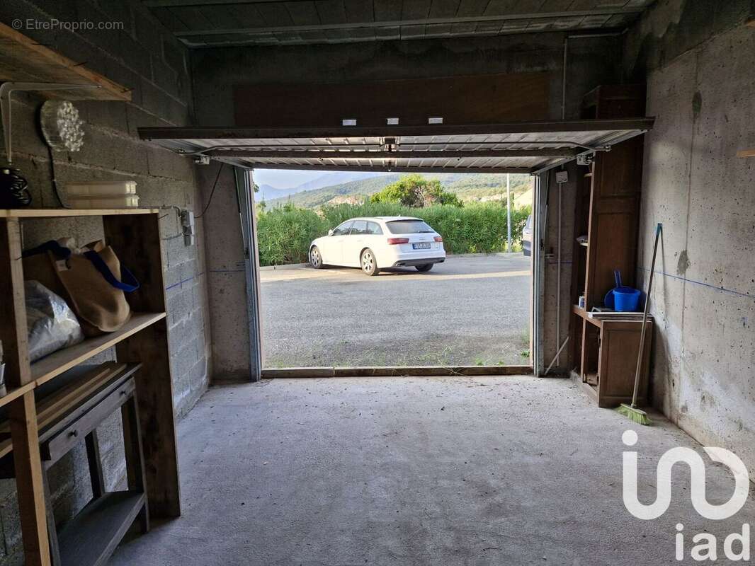 Photo 3 - Parking à SAINT-FLORENT