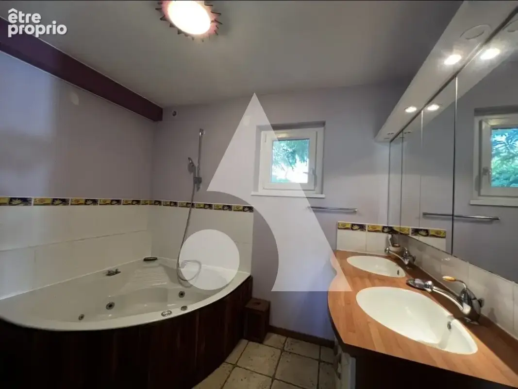 Maison Villars Le Sec 8 pièce(s) 173 m2 - photo 10