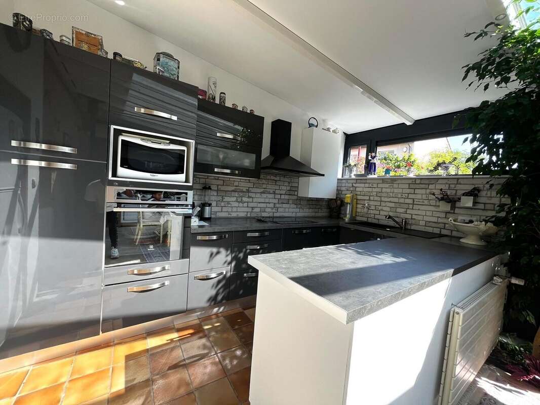 Maison 168 m² à Gavisse  - photo 8