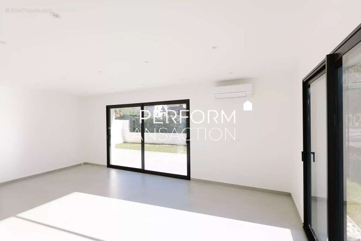 Maison à VIF