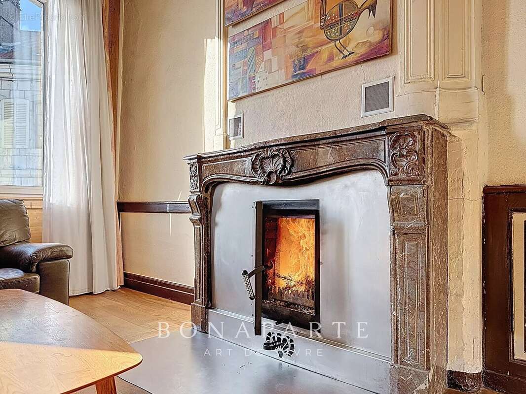 Gex - appartement de caractère de 192 m² et 246 m² au sol - photo 11