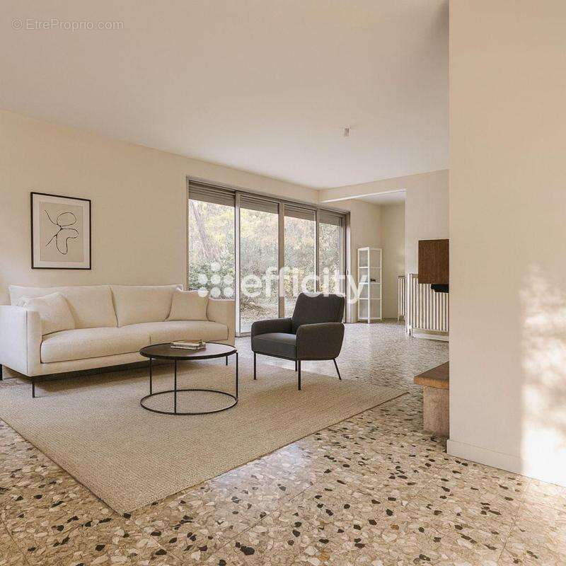 Maison à MARSEILLE-9E