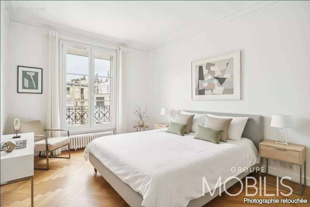 Maison à PARIS-18E