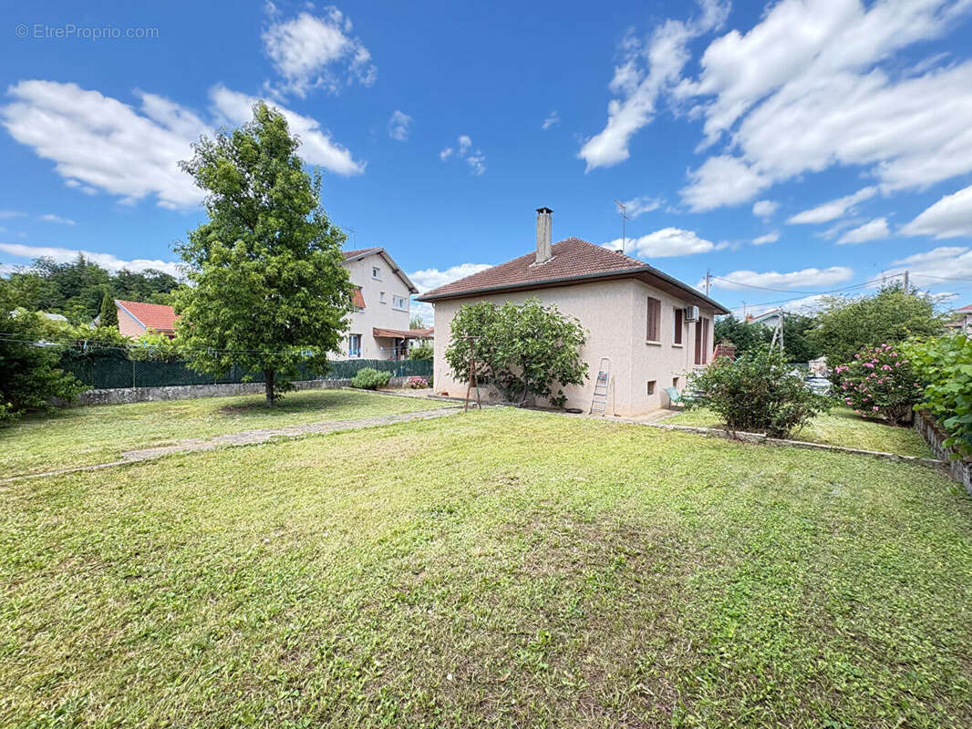 Maison à PONT-DE-CHERUY