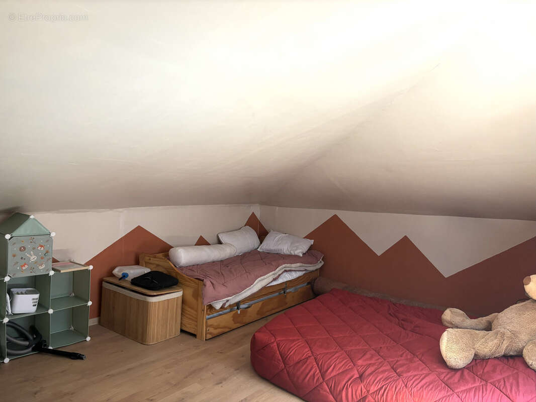Grande maison de village avec garages et caves - photo 21