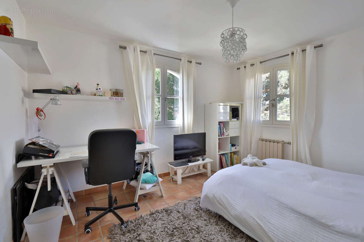 Maison à SAINT-GEORGES-D'ESPERANCHE