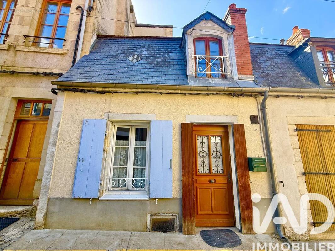 Photo 1 - Maison à LA CHARITE-SUR-LOIRE