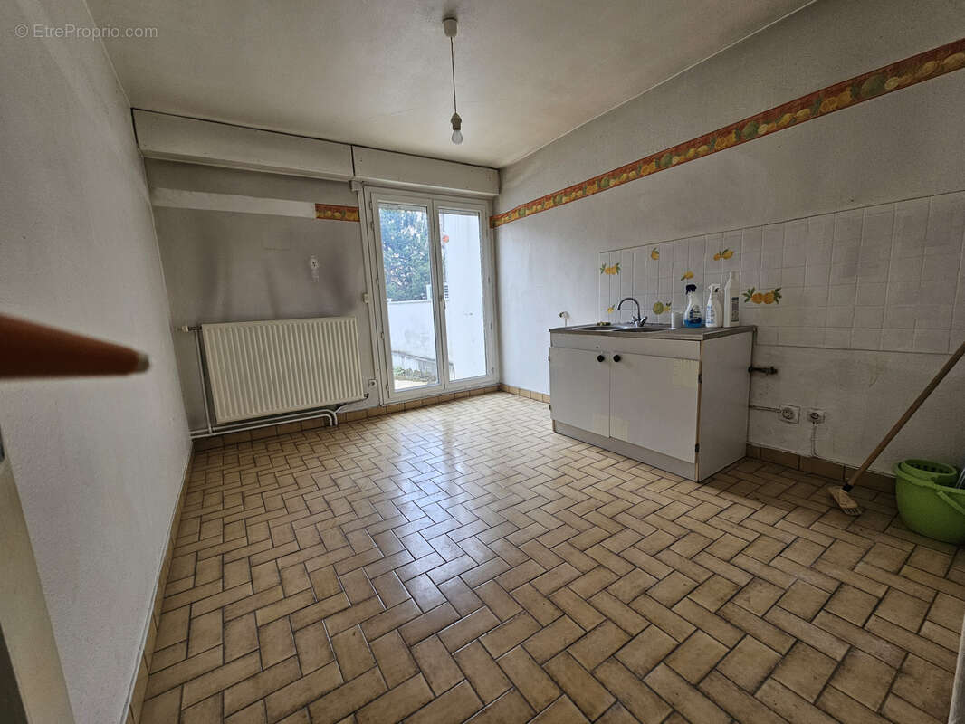 Appartement à SAINT-ETIENNE