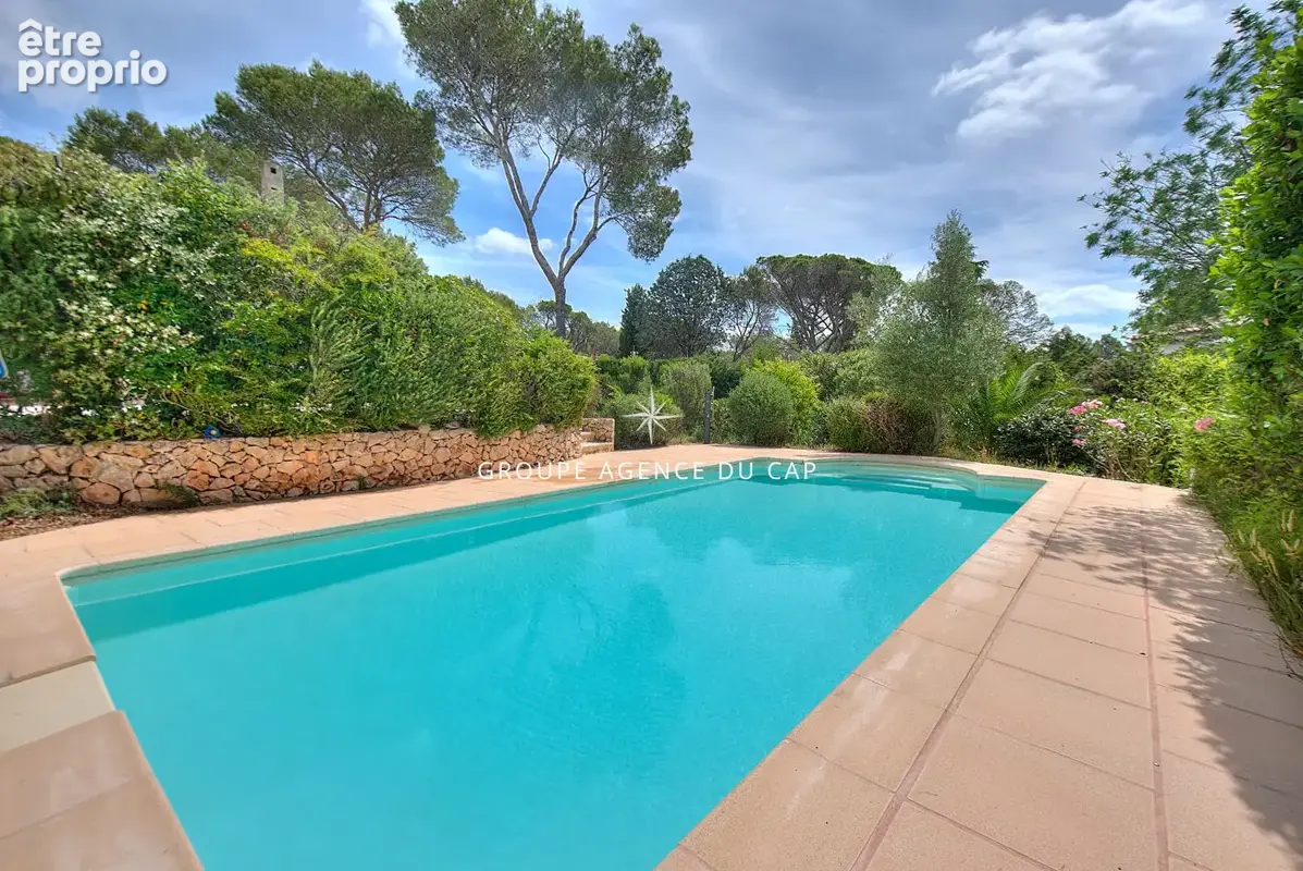 Maison à FREJUS