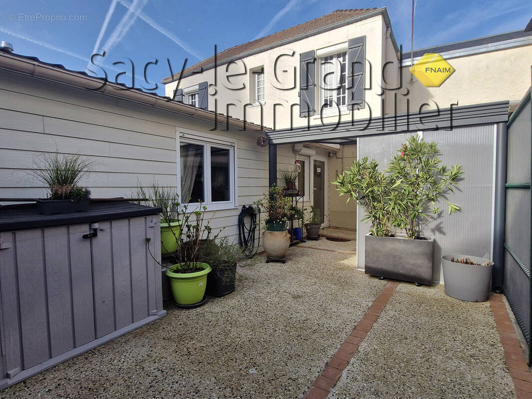 Maison à SACY-LE-GRAND