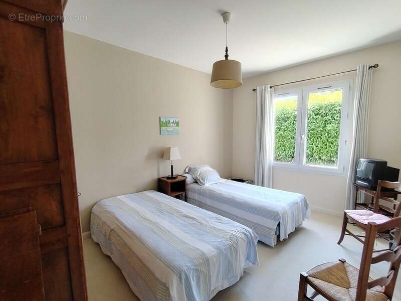A vendre, Villa d'architecte dans un havre de paix situé à Migné Auxances - photo 15