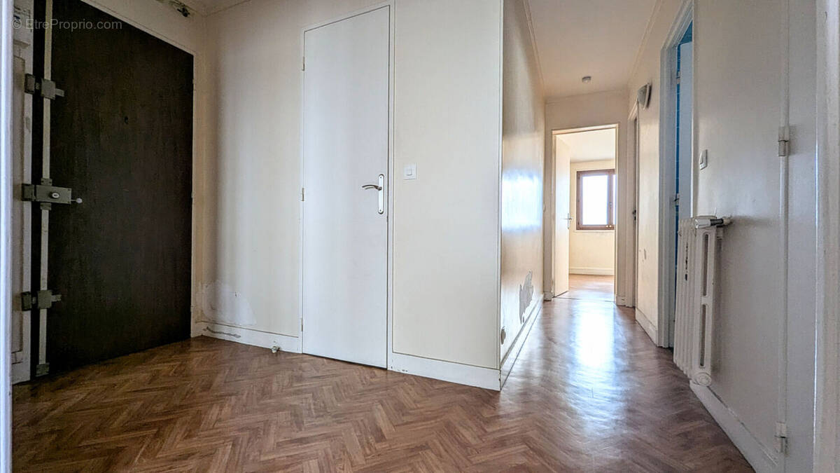 Appartement à SAINT-DENIS