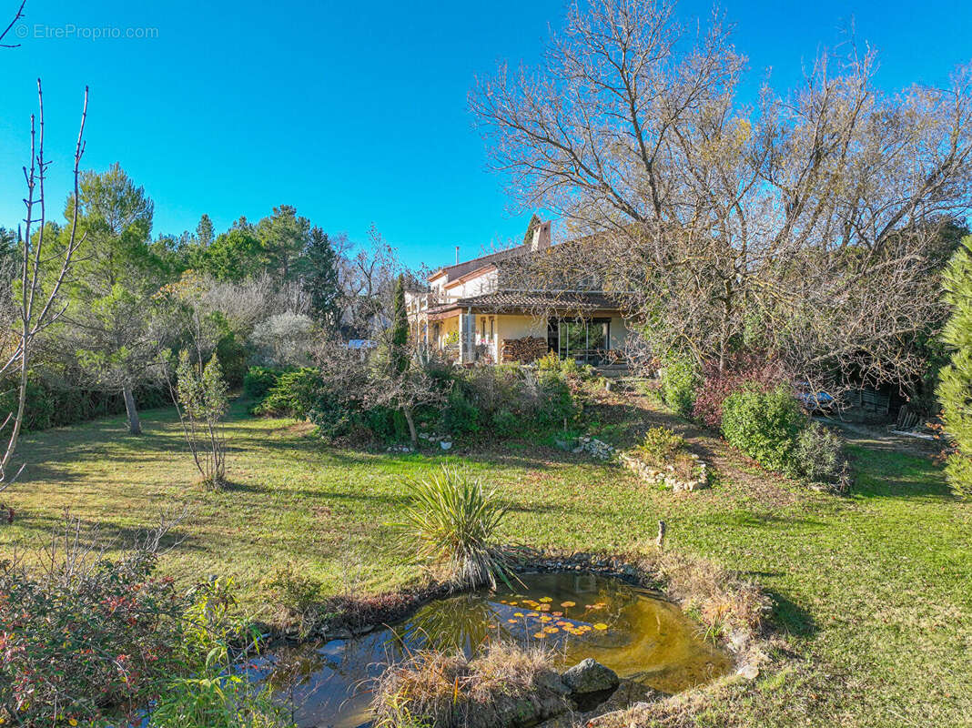 MONTPELLIER A 27 KM Grande propriété de 368 m²  dans un environnement privilégié - photo 5
