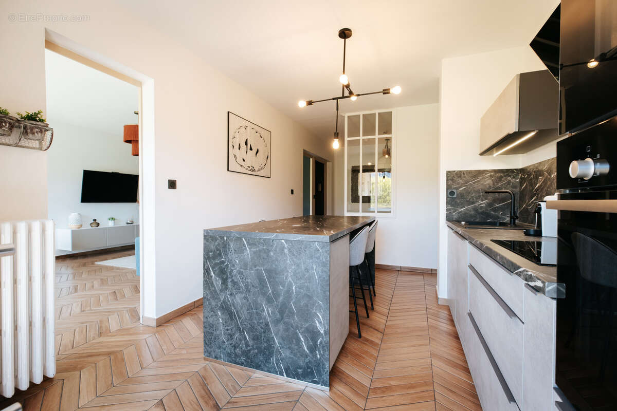 Appartement à AIX-LES-BAINS