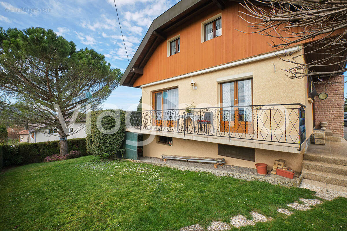 Maison à CRANVES-SALES