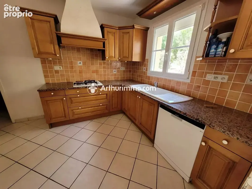 Vente Maison Saint-jean-d'angely(17400) 200 400ï¿œ - photo 8
