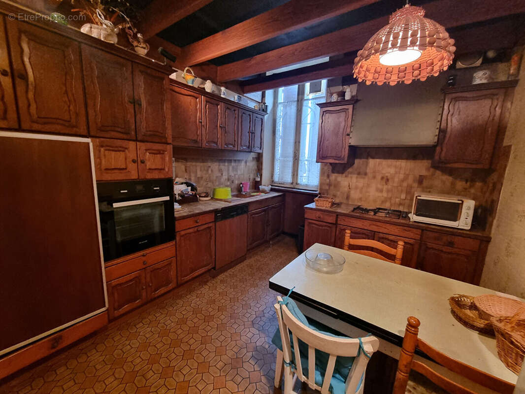 Appartement à YZEURE