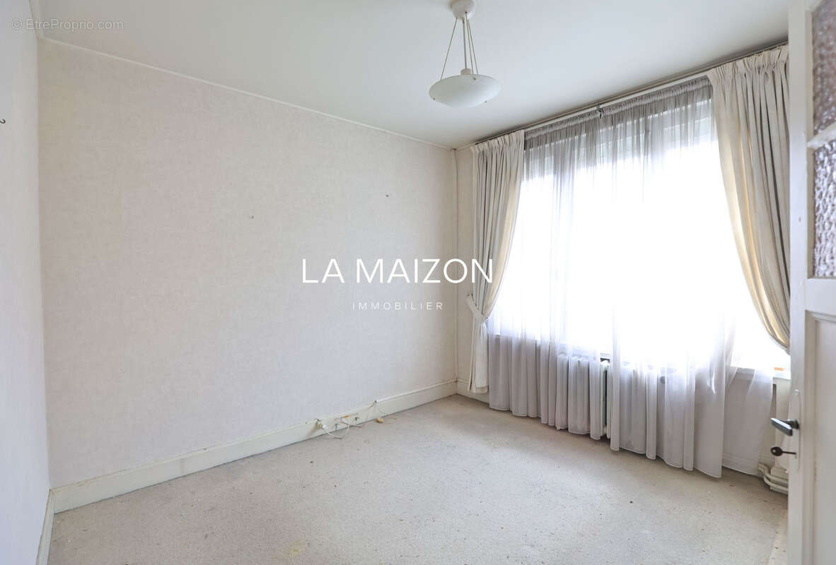 Maison à LA MADELEINE