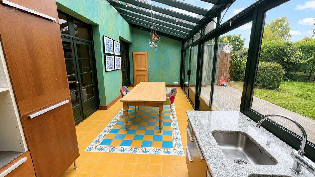 Maison 200 m² à Lille  - photo 6
