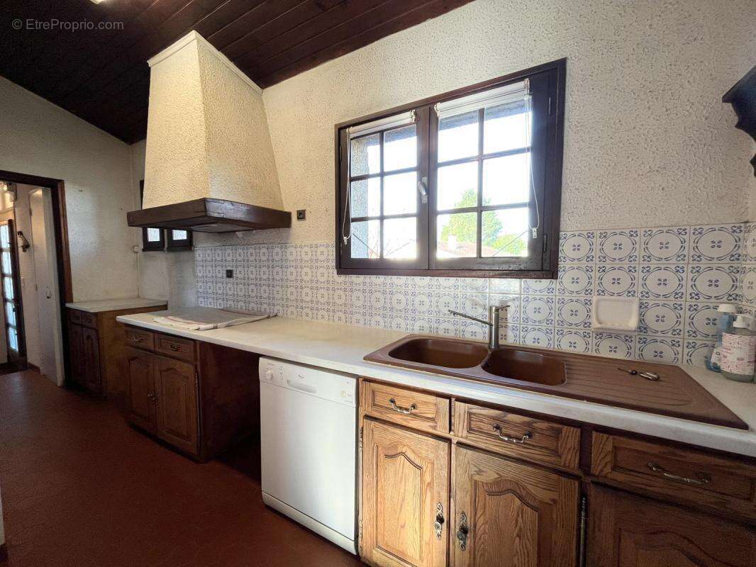 Maison à BRUGUIERES