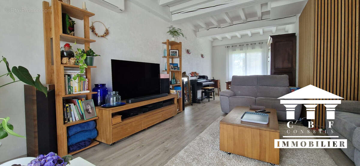 Maison à SASSENAY