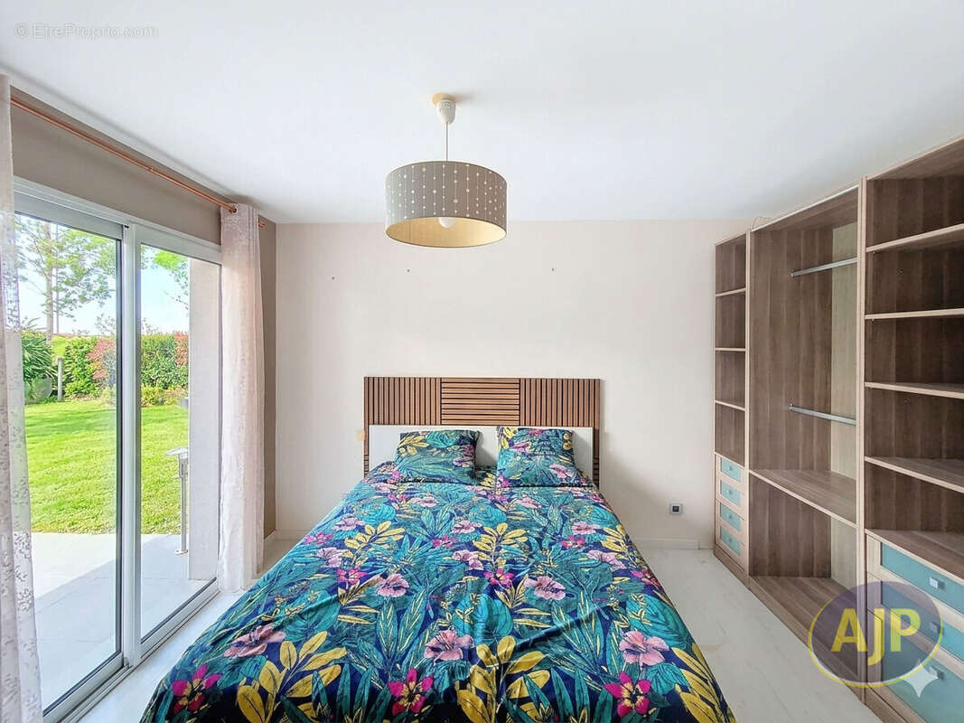 Maison à L'HERBERGEMENT