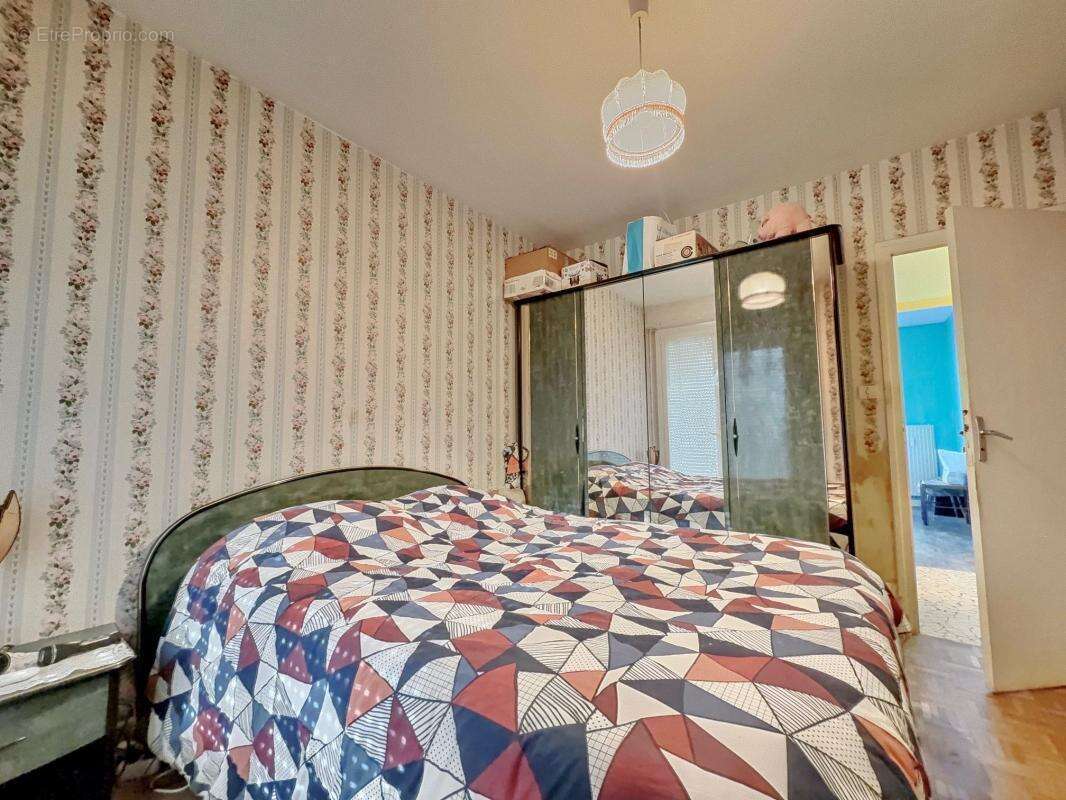 Appartement à CHENOVE