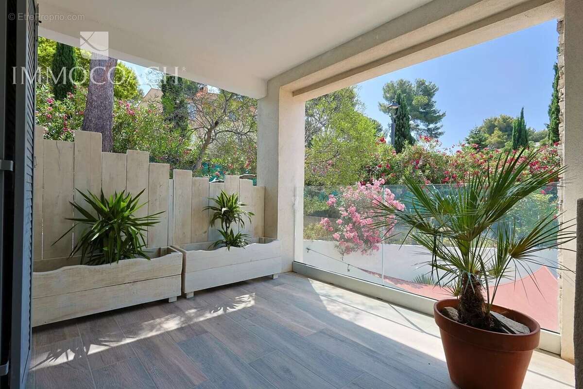 Maison à CARQUEIRANNE