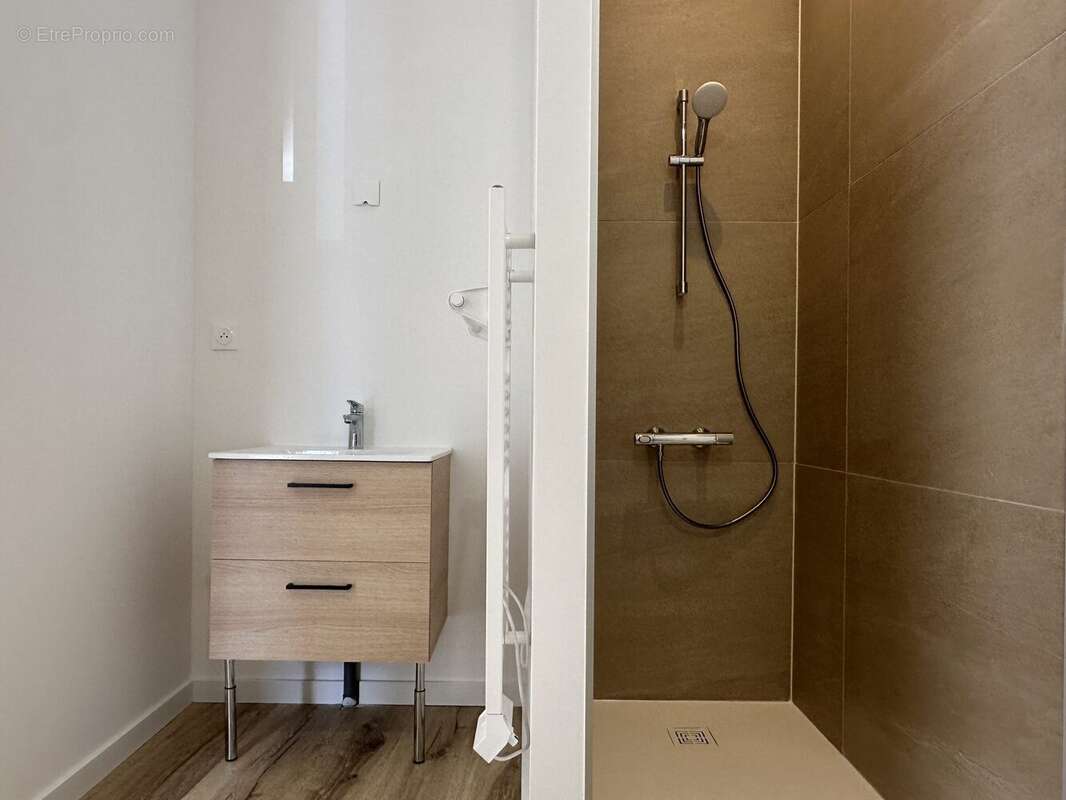 Appartement à BEAUJEU