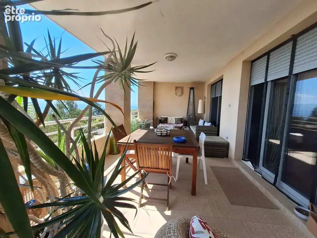Appartement T4 de120m2 belle  vue mer parc Berthaud - photo 12