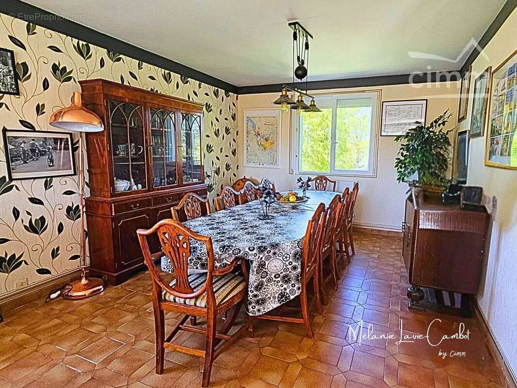 Maison à CHEPNIERS